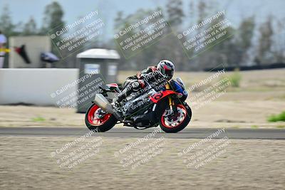 media/Apr-18-2025-TrackDaz (Fri) [[45f5874c44]]/B Group/Session 2 (Turn 7)/